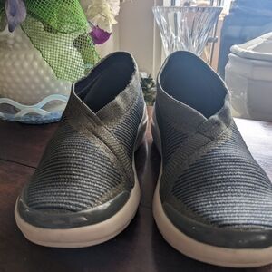 Bzees 7M Olive Green